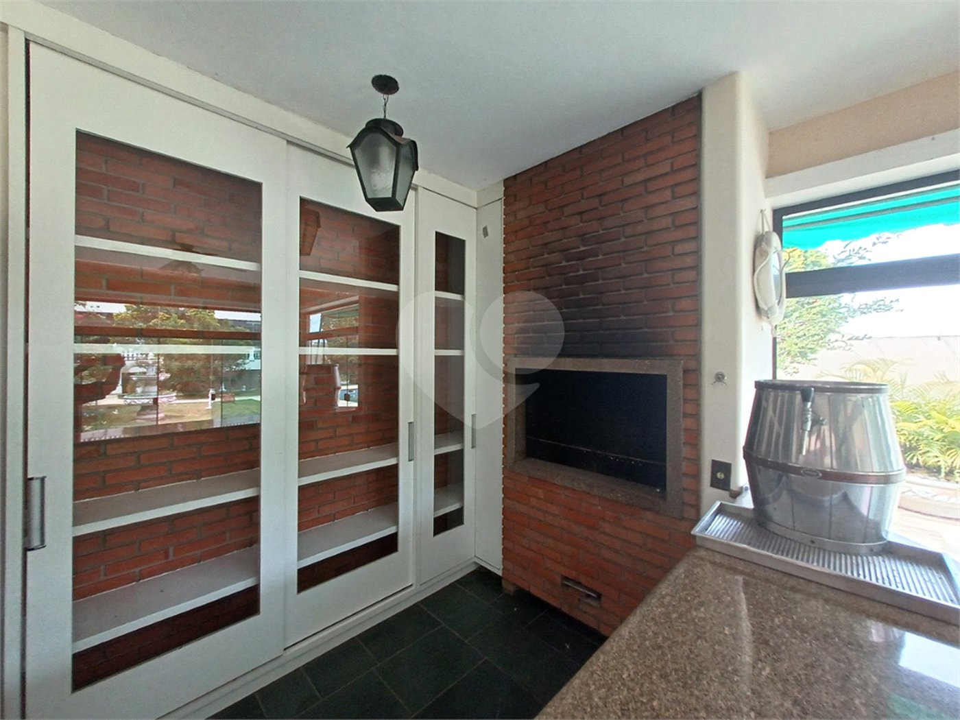 Casa à venda com 6 suítes no condomínio Portal da Raposo, Sorocaba - SP