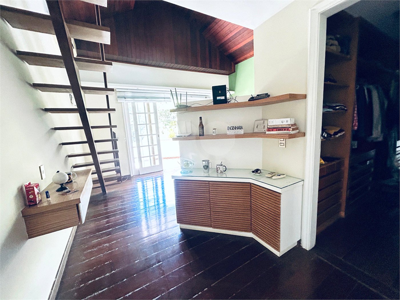 Casa à venda com 8 quartos, sendo 7 suítes, em Barra da Tijuca, Rio de Janeiro, RJ