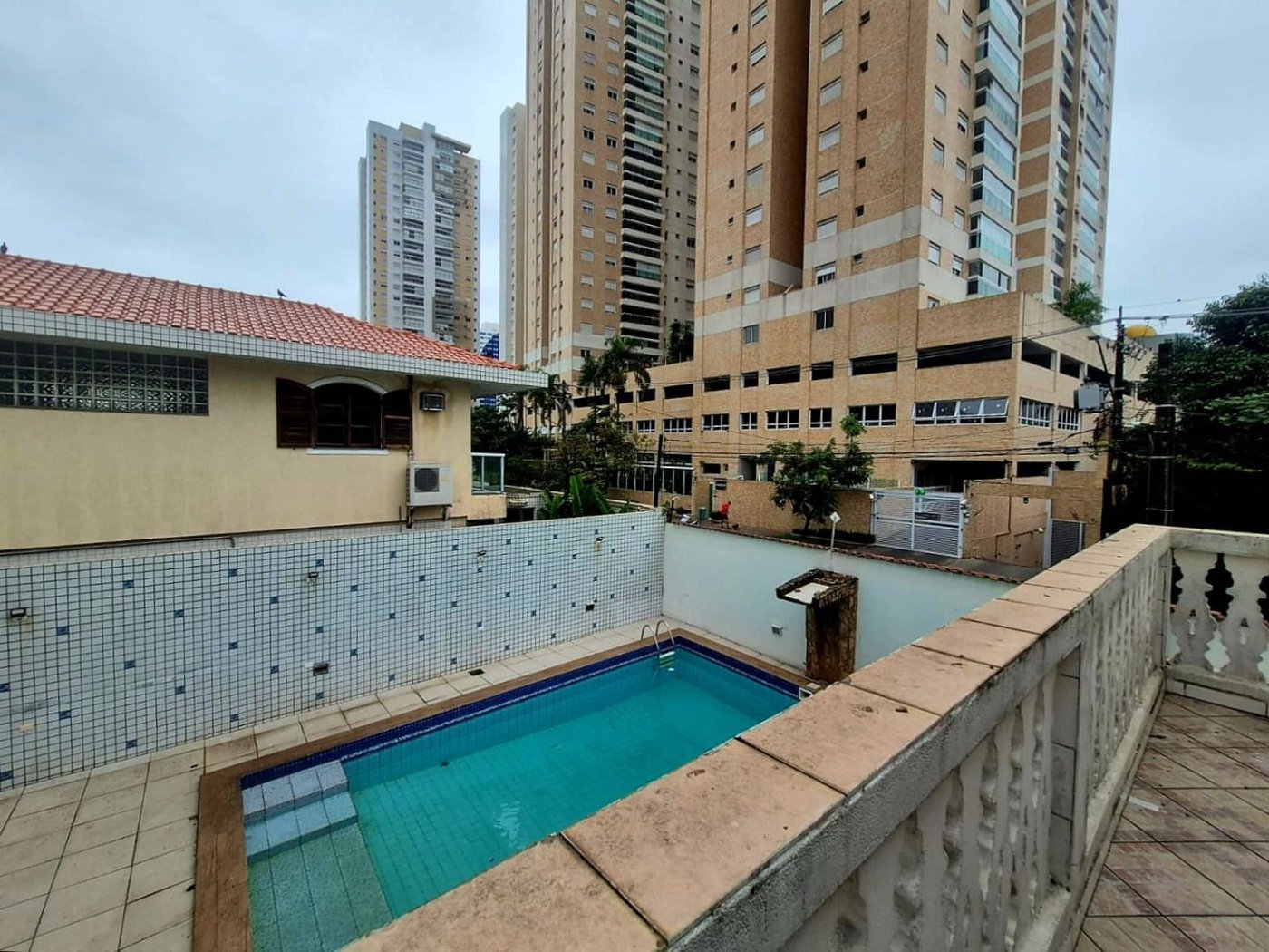 Casa com 4 dormitórios para alugar, 514 m² por R$ 20.934,21/mês - Ponta da Praia - Santos/SP