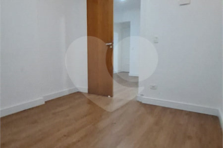 Apartamento à venda com 3 quartos em Jardim Marajoara, São Paulo, SP
