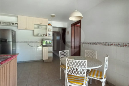 Casa à venda com 4 quartos, sendo 3 suítes,  em Geribá, Armação dos Búzios, RJ