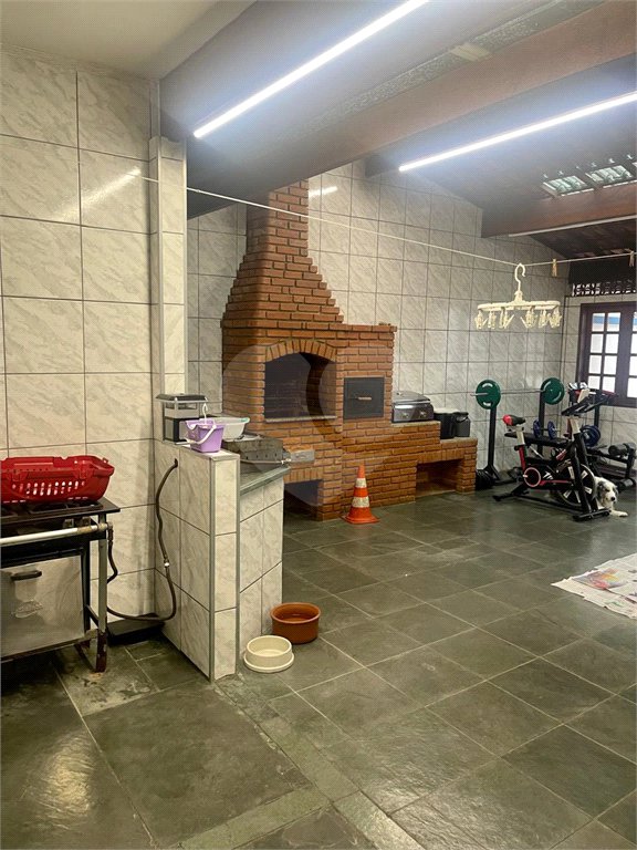 Casa à venda com 3 quartos, sendo 1 suíte,  no condomínio Vila Nova de Mafra, São Paulo - SP