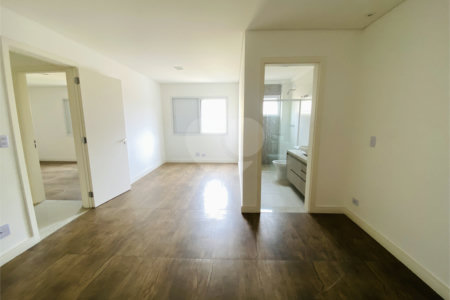 Apartamento para alugar com 3 quartos, sendo 1 suíte, em Baeta Neves, São Bernardo do Campo, SP