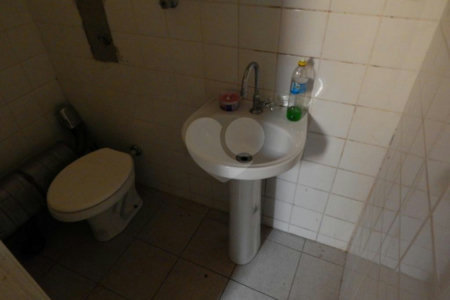 Sobrado à venda com 5 suítes em Jardim Londrina, São Paulo, SP