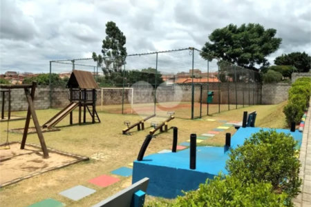 Casa à venda com 2 quartos no condomínio Novo Horizonte, Itapetininga - SP