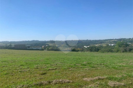 Terreno à venda no condomínio Village Saint Charbel, Araçoiaba da Serra - SP