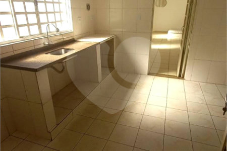 Casa Térrea à venda com 2 suítes em Jardim São Francisco, Mogi das Cruzes, SP