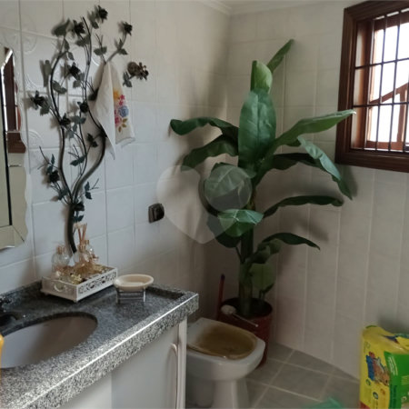 Casa à venda com 4 quartos, sendo 3 suítes,  em Alto Ipiranga, Mogi das Cruzes, SP