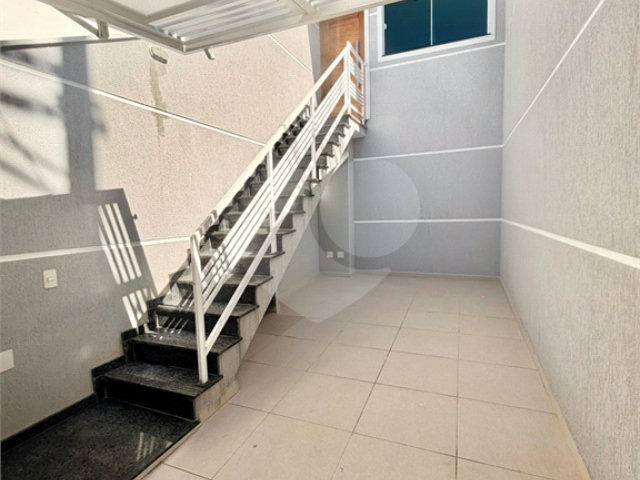 Sobrado à venda com 3 quartos, sendo 1 suíte,  em Vila Mazzei, São Paulo, SP