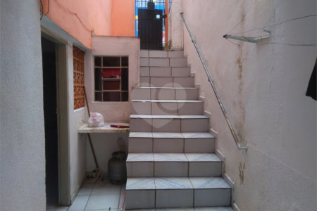 Casa à venda com 4 quartos, sendo 1 suíte, em Mogi Moderno, Mogi das Cruzes, SP