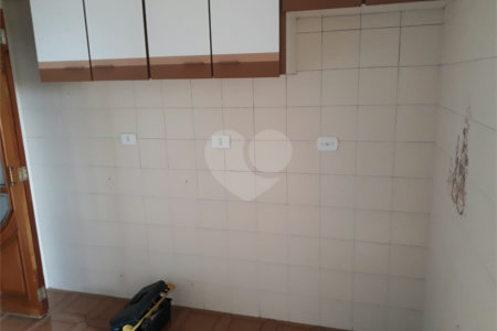 Apartamento à venda com 3 quartos no Centro, Poá, SP