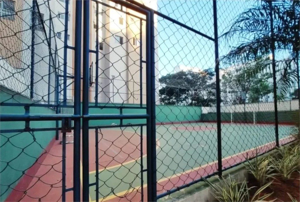 Apartamento à venda com 4 quartos, sendo 1 suíte,  em Cidade São Francisco, São Paulo, SP