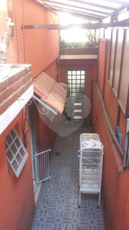 Casa à venda com 3 quartos, sendo 1 suíte, no condomínio Travessa Bruno Andreoni,16, São Paulo - SP