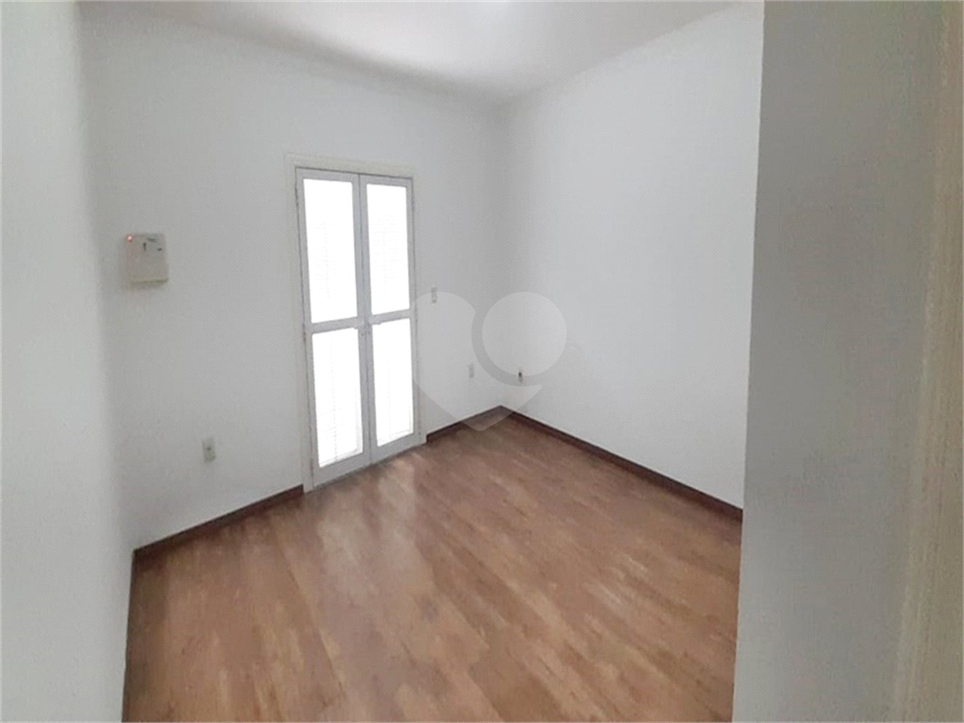 Sobrado à venda com 4 quartos, sendo 3 suítes, em Vila Maria Alta, São Paulo, SP