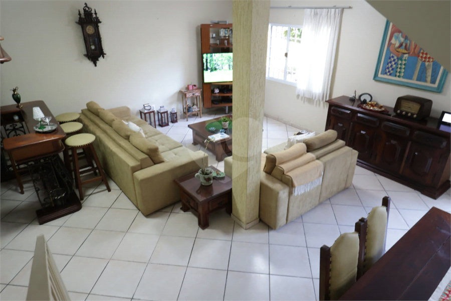 Casa à venda com 3 suítes no condomínio Parque Imperial da Cantareira, Mairiporã - SP