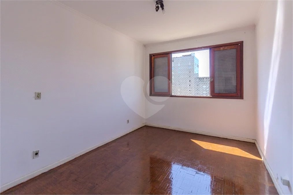 APARTAMENTO À VENDA NO PARAÍSO, 115m2, AMPLO, 2 QUARTOS