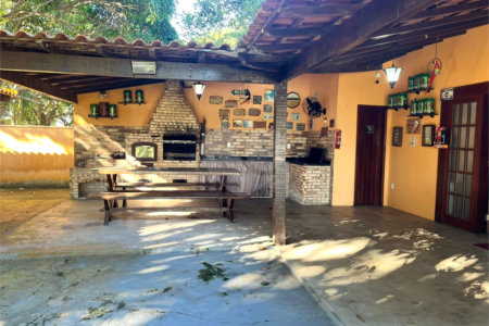 Chácara à venda com 4 quartos em Retiro, São Pedro da Aldeia, RJ