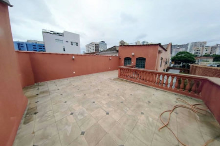 Casa com 7 dormitórios, 249 m² - venda por R$ 2.235.000,00 ou aluguel por R$ 15.000,00 - Gonzaga - Santos/SP