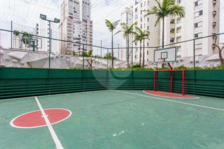 Apartamento à venda com 3 suítes em Campo Belo, São Paulo, SP