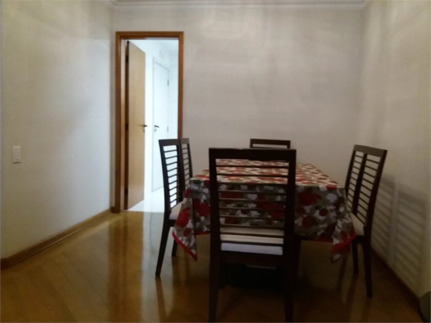 Apartamento à venda com 3 quartos, sendo 1 suíte, em Alto da Lapa, São Paulo, SP