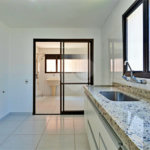 Apartamento à venda com 3 suítes em Campo Belo, São Paulo, SP