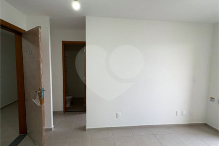 Apartamento à venda com 2 quartos em Vila Antonieta, São Paulo, SP