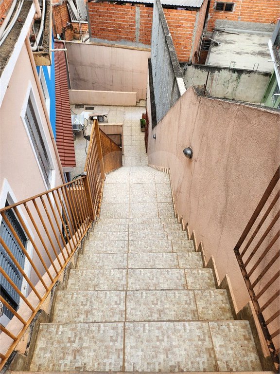 Sobrado à venda com 3 quartos no Brasilândia, São Paulo, SP