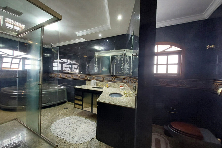 Casa à venda com 3 suítes em Vila Pereira Barreto, São Paulo, SP