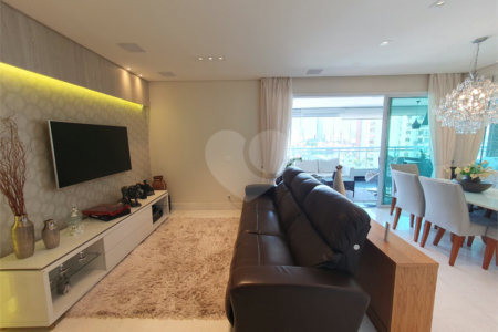 Apartamento à venda com 4 quartos, sendo 3 suítes,  em Vila Santo Estevão, São Paulo, SP