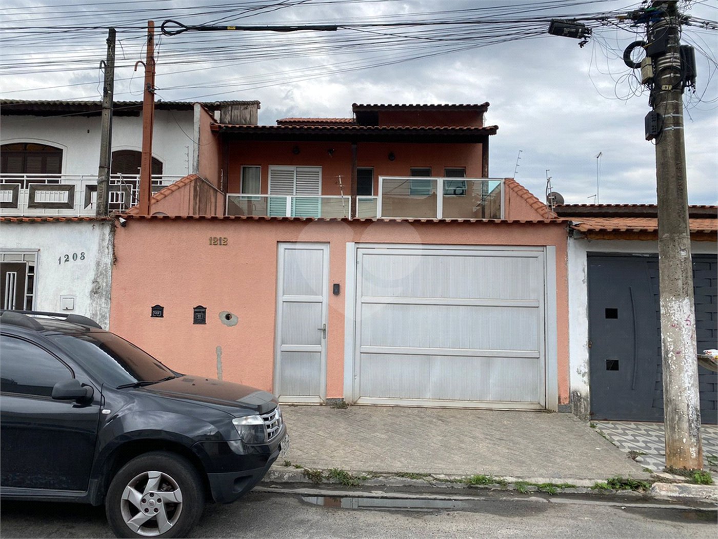 Sobrado à venda com 3 quartos, sendo 1 suíte, em Jardim dos Ipês, Suzano, SP