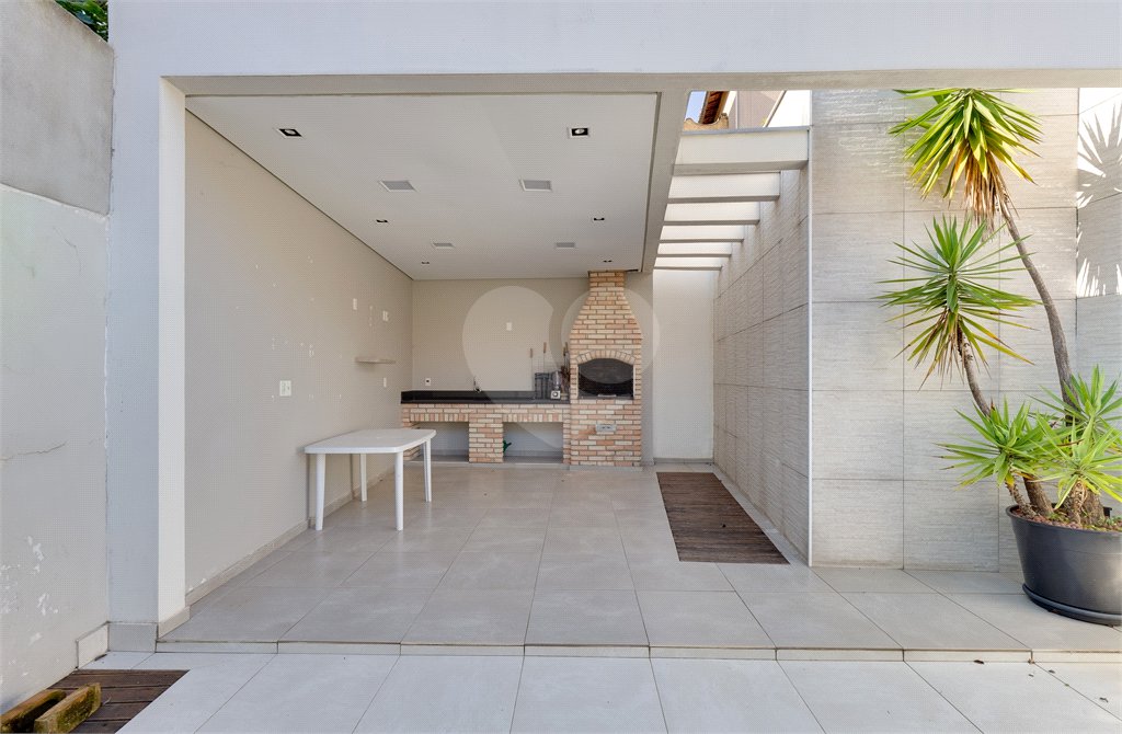 Sobrado à venda com 4 quartos, sendo 1 suíte, em Jardim Prudência, São Paulo, SP