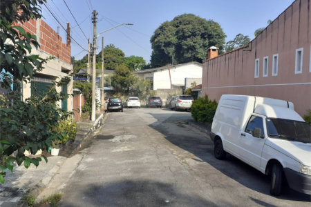 Casa de Vila à venda com 4 quartos, sendo 2 suítes,  em Vila São Francisco, São Paulo, SP