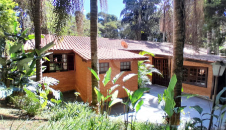 Casa à venda com 3 suítes no condomínio Sausalito, Mairiporã - SP