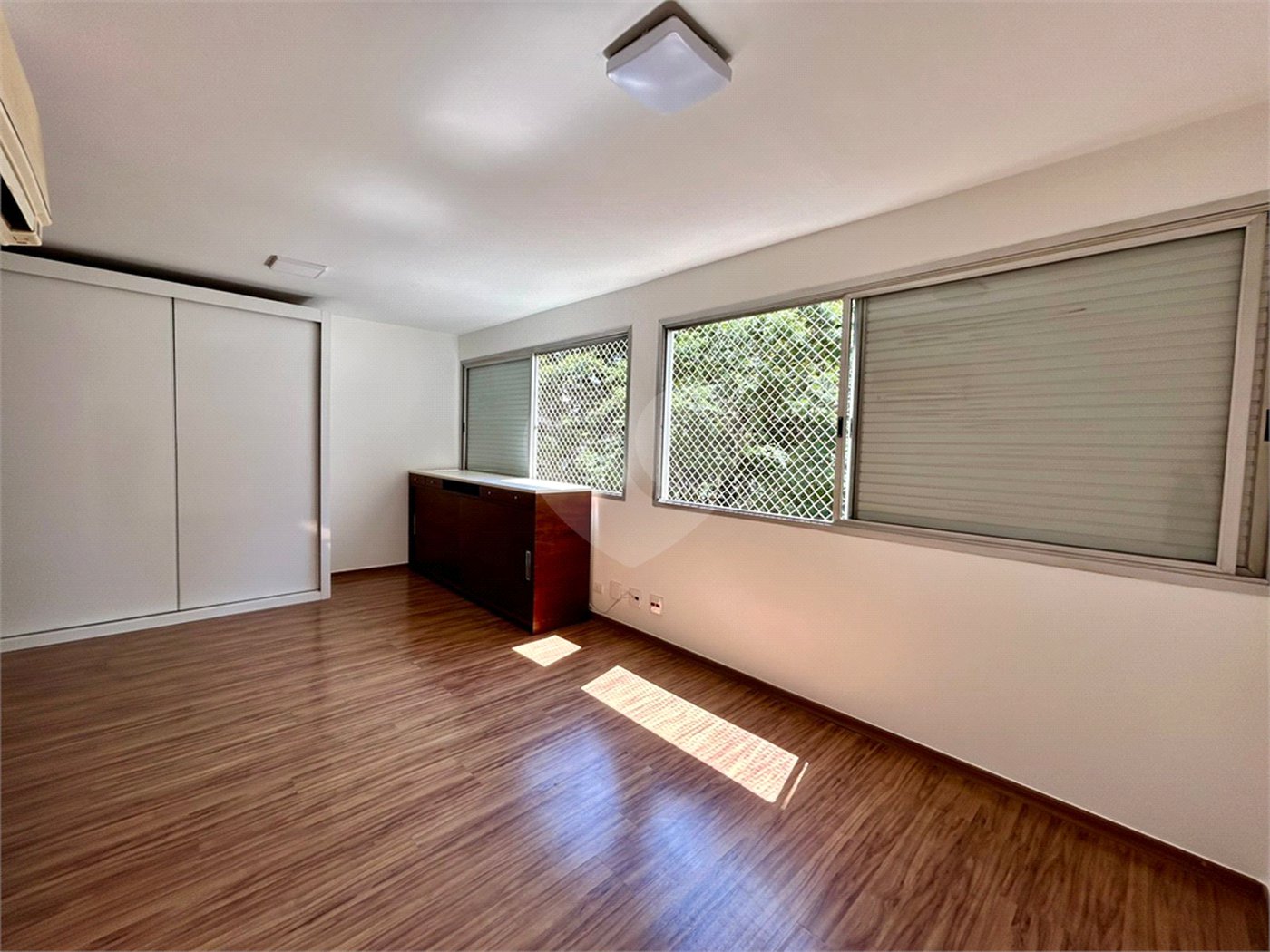 Apartamento à venda ou para alugar com 2 quartos, sendo 1 suíte, em Perdizes, São Paulo, SP