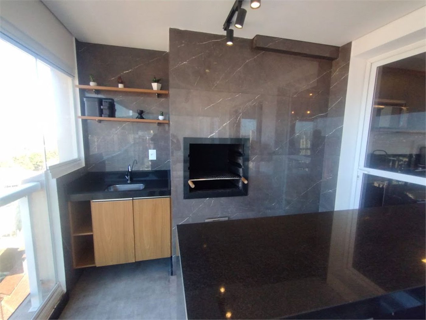 Apartamento à venda, 71 m² por R$ 750.000,00 - Loteamento João Batista Julião - Guarujá/SP