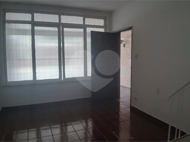 Sobrado à venda com 2 quartos em Santana, São Paulo, SP