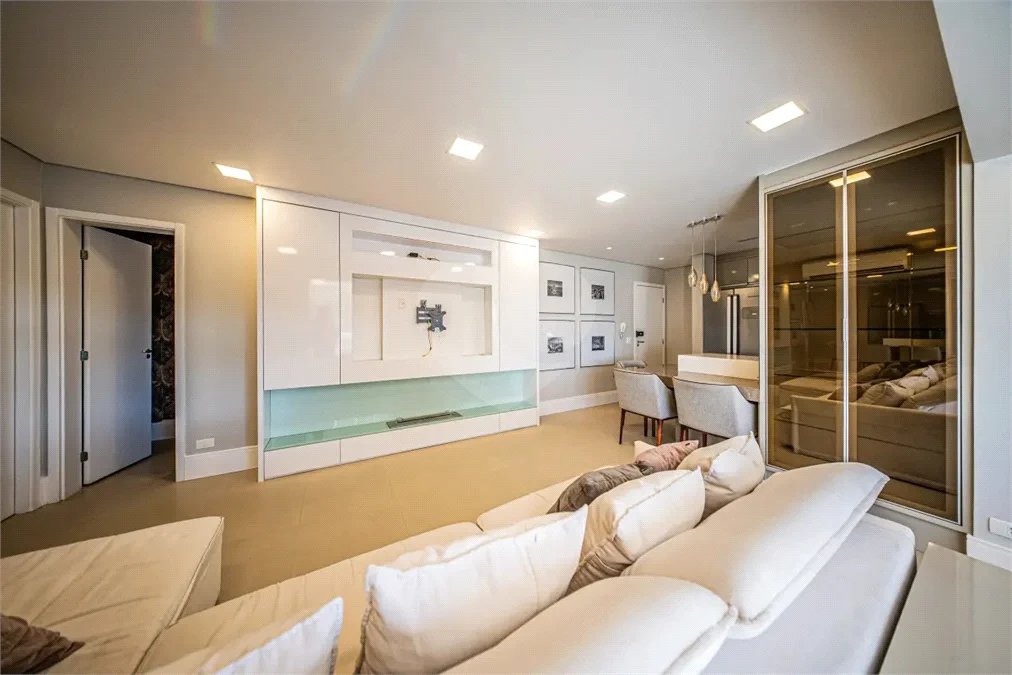 Apartamento à venda com 3 suítes em Jardim Fonte do Morumbi, São Paulo, SP