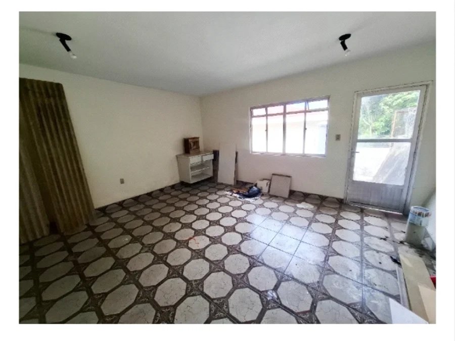 Sobrado à venda com 4 quartos, sendo 1 suíte,  em Jardim Bonfiglioli, São Paulo, SP