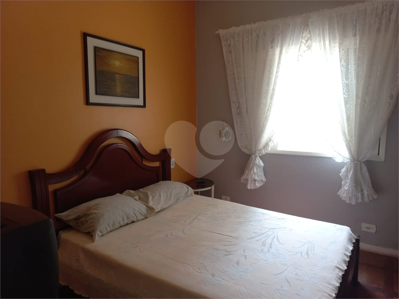 Casa à venda com 4 quartos, sendo 2 suítes, no condomínio Residencial Ypeville, Mairiporã - SP