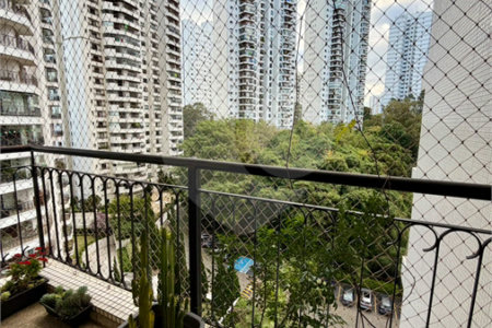 Apartamento à venda com 4 suítes em Jardim Marajoara, São Paulo, SP