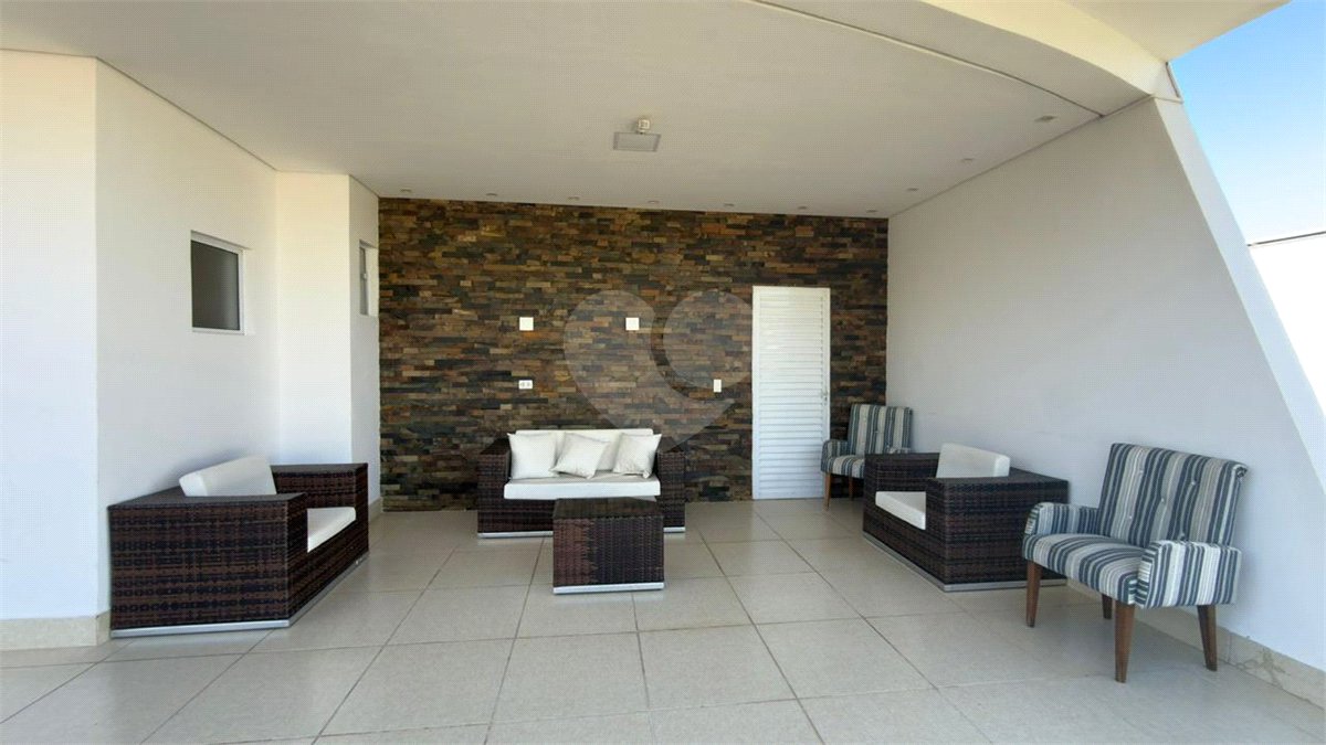 Casa à venda com 3 suítes no condomínio Campos do Conde I e II, Sorocaba - SP