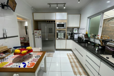 Casa com 3 dormitórios à venda, 157 m² por R$ 1.350.000,00 - Embaré - Santos/SP
