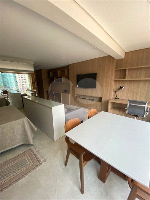 Apartamento à venda ou para alugar com 1 suíte em Itaim Bibi, São Paulo, SP