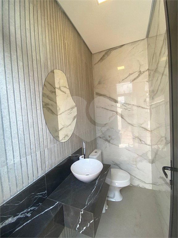 Casa à venda com 3 suítes no condomínio Terras da Estancia, Paulínia - SP