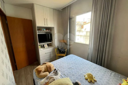 Sobrado à venda com 3 quartos, sendo 1 suíte,  em Vila Nova Cintra, Mogi das Cruzes, SP