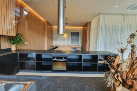 Apartamento à venda ou para alugar com 3 quartos, sendo 1 suíte, em Jardim das Acácias, São Paulo, SP