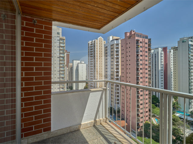 Apartamento para alugar com 1 quarto em Moema, São Paulo, SP