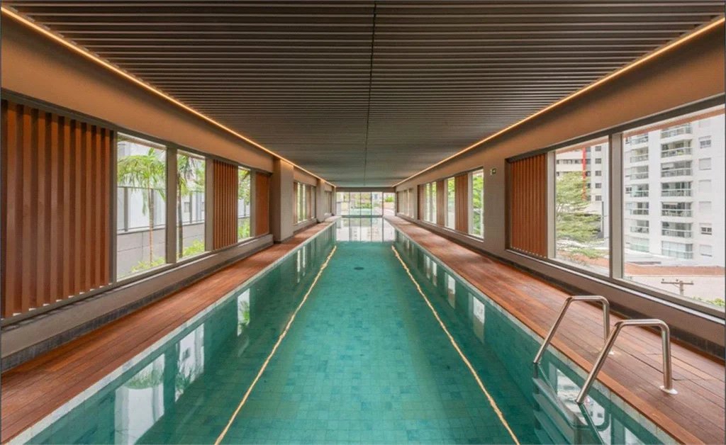 Apartamento à venda com 4 quartos, sendo 3 suítes, em Brooklin Paulista, São Paulo, SP