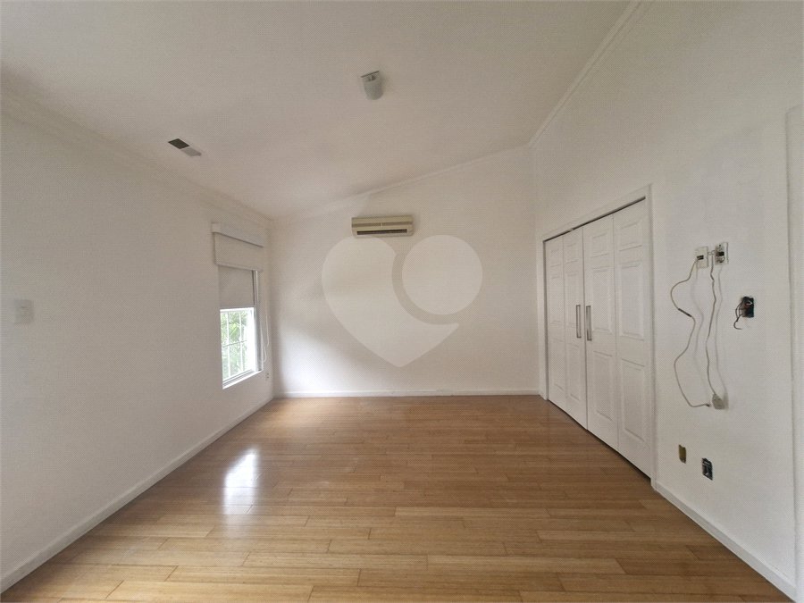 Casa para alugar com 4 quartos, sendo 2 suítes, no condomínio Fairmont, São Paulo - SP