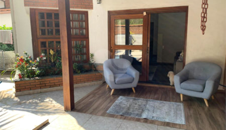 Casa à venda com 4 quartos, sendo 2 suítes, no condomínio Ypê Branco, São Paulo - SP